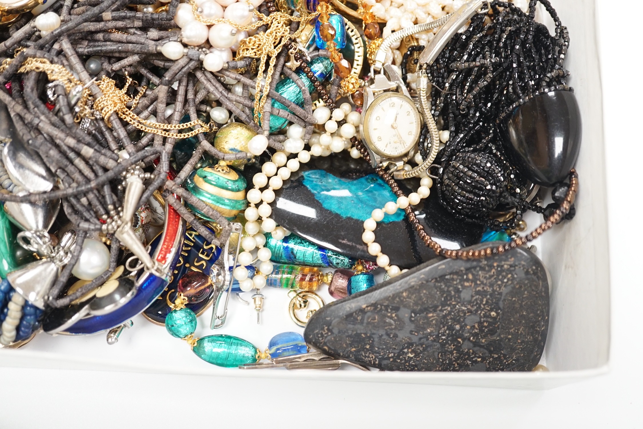 Assorted costume jewellery, including 9ct back and front locket, compass pendant, necklaces etc.